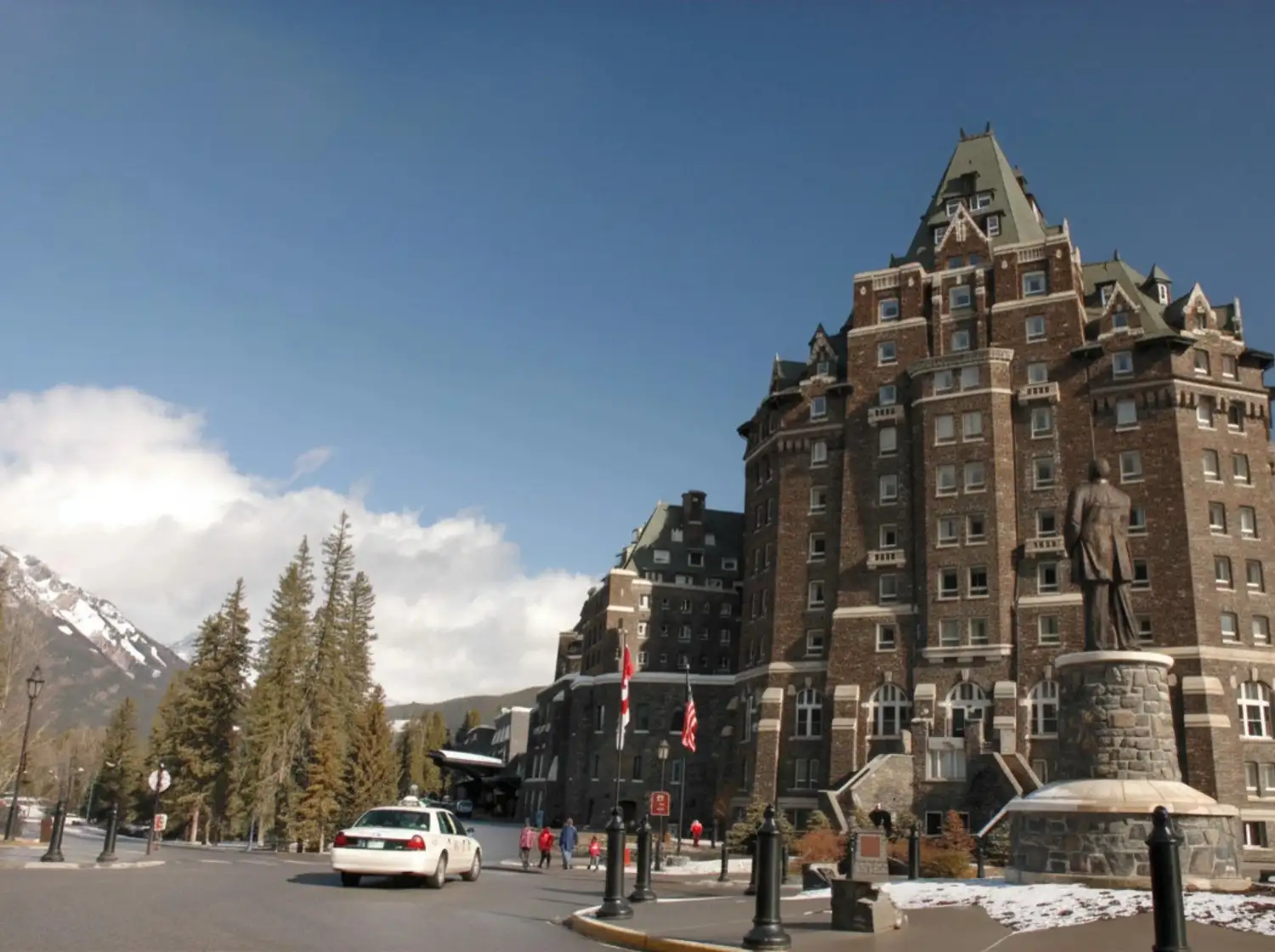 Hotel-Taxi-Service-Quick-Service